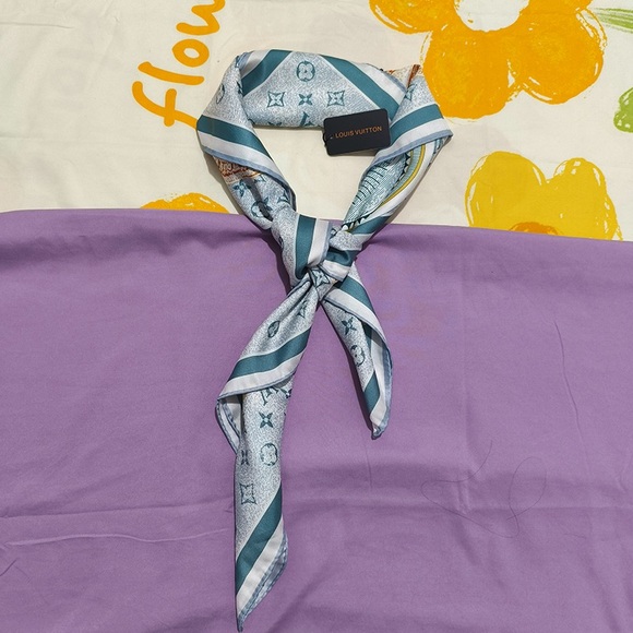 Louis Vuitton Vintage Monogram Blue Silk Scarf - Picture 5 of 5